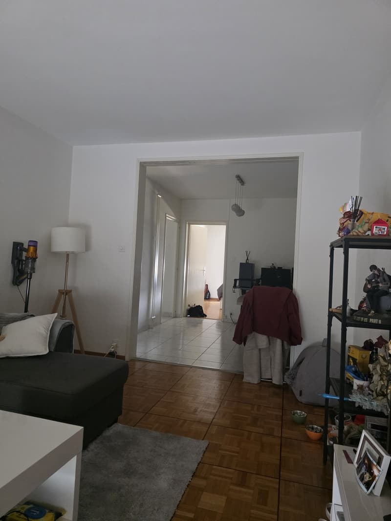 Reprise de bail Spacieux 2,5 pièces d'env. 60 m² avec 2 balcons Écublens (2)