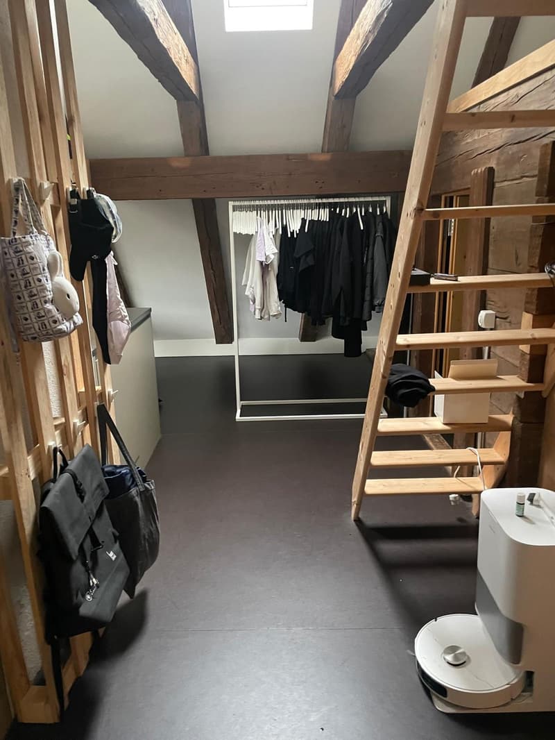Modernisierte, heimelige Altbauwohnung | Möbliert | Zur Untermiete (7)
