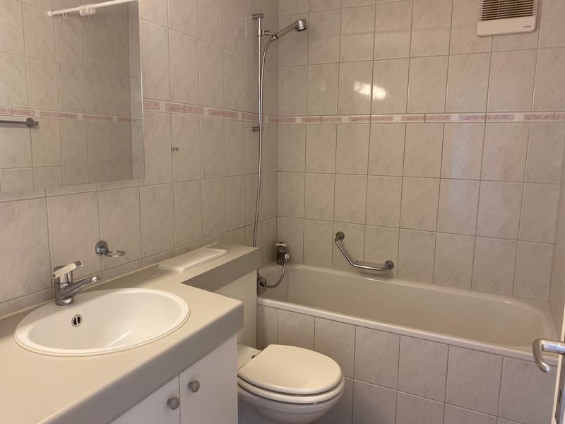 Geräumige & günstige 3.5 Zimmerwohnung in Belp (5)