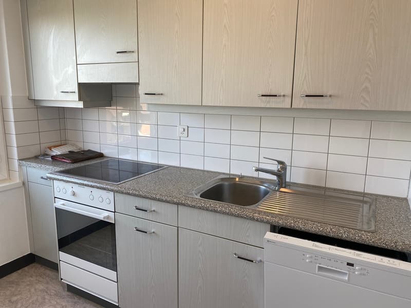 Geräumige & günstige 3.5 Zimmerwohnung in Belp (4)