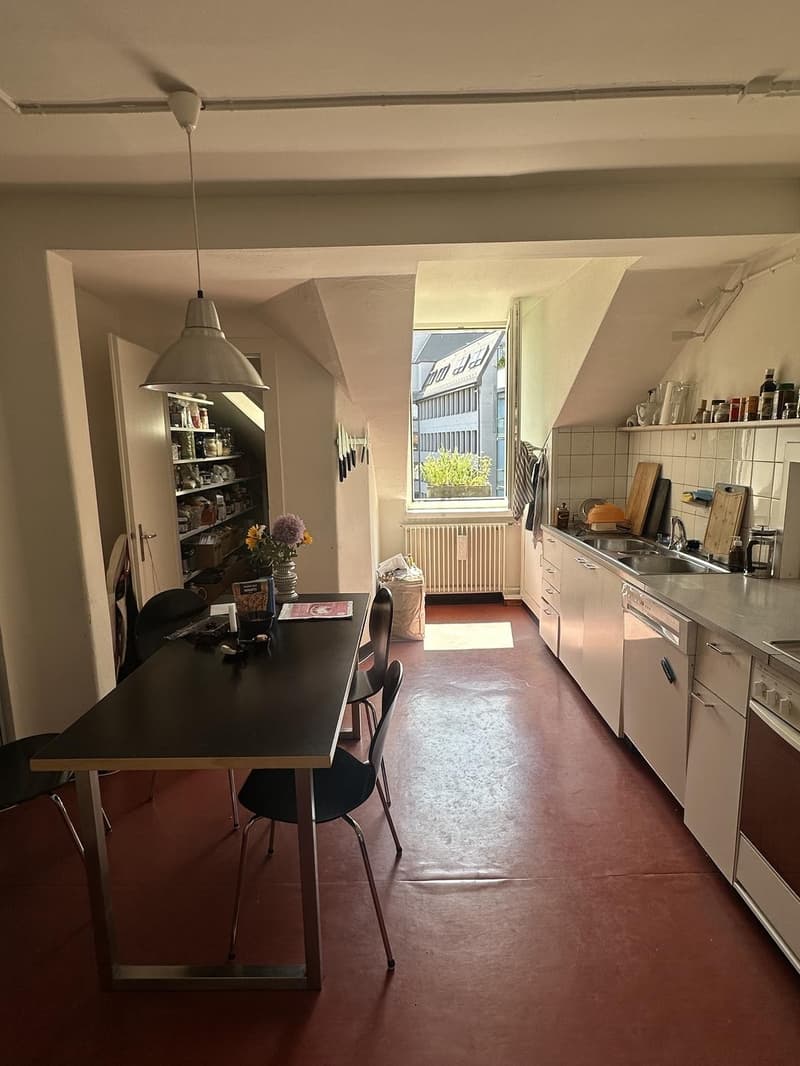 Zwischenmiete September Zentrale WG in Züri Stadt (4)