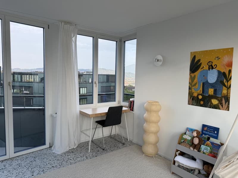 Helle 3½-Zimmer-Attikawohnung mit drei Balkonen und Weitsicht (9)