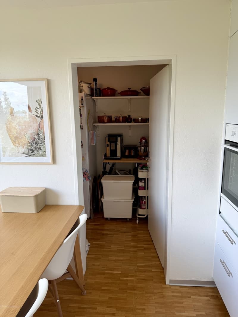 Helle 3.5-Zimmer-Wohnung, ca. 95 m² 3 Min. zum Bahnhof Schlieren (6)