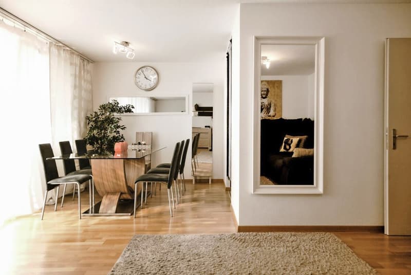 Ruhiges WG-Zimmer zu vermieten. (7)