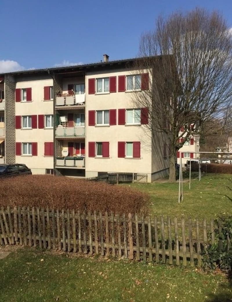 WG Zimmer direkt am Dübendorf Bahnhof (4)