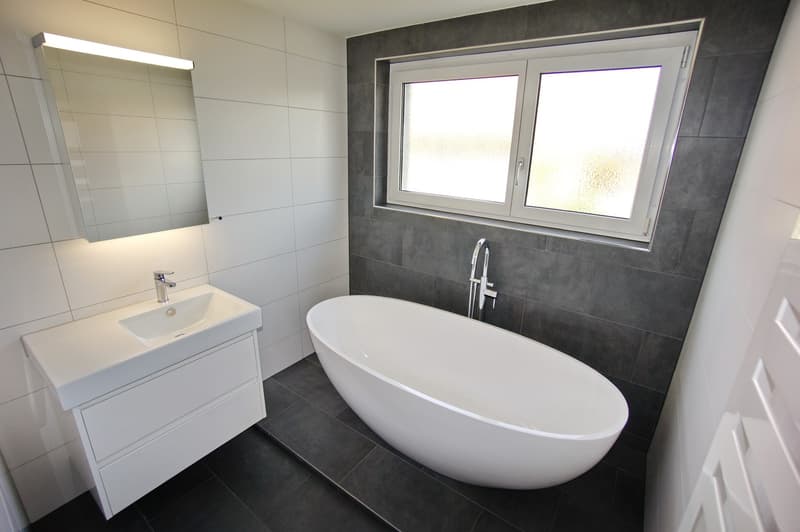 3.5 Zimmer Wohnung mit Sicht auf das Stockhorn (8)