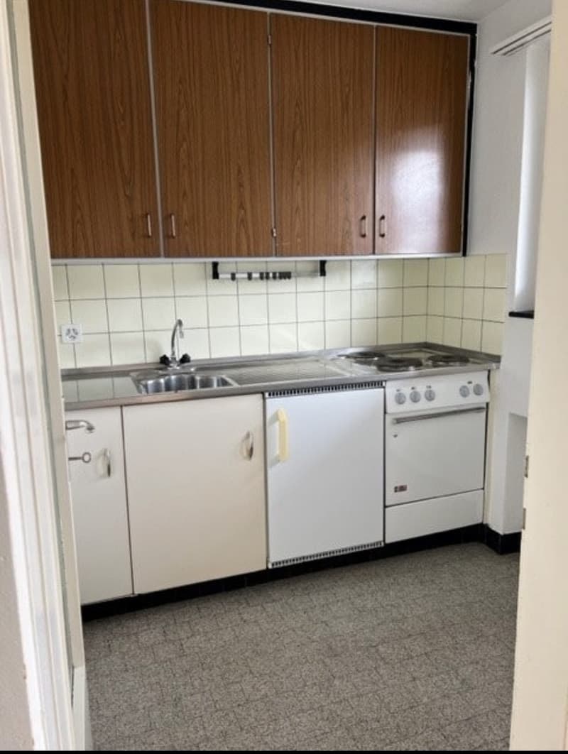 1-ZIMMERWOHNUNG AM SCHWAMENDINGERPLATZ (4)