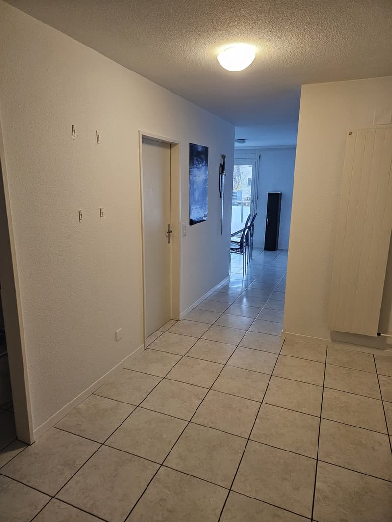 Nachmieter gesucht für helle 2,5 Zimmerwohnung (2)