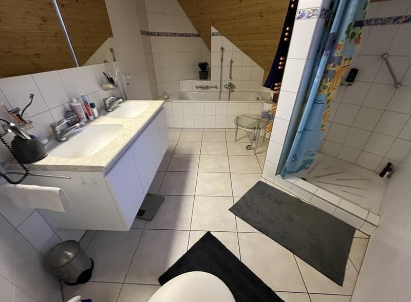WG Zimmer in Einfamilienhaus mit Garten (3)