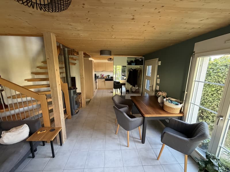 4,5-Zimmer-Wohnung im Stil eines Reiheneinfamilienhauses (1)