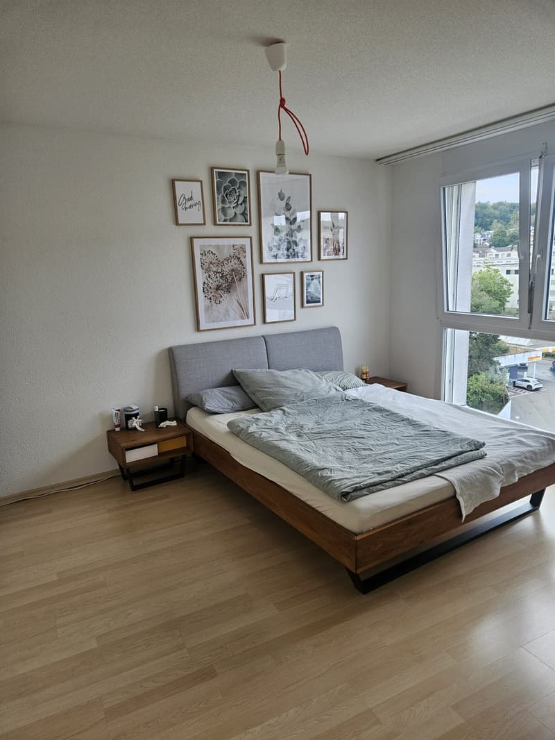 Charmante 3.5-Zimmer-Maisonette-Wohnung mit Balkon und Weitsicht in Zürich-Affoltern (12)