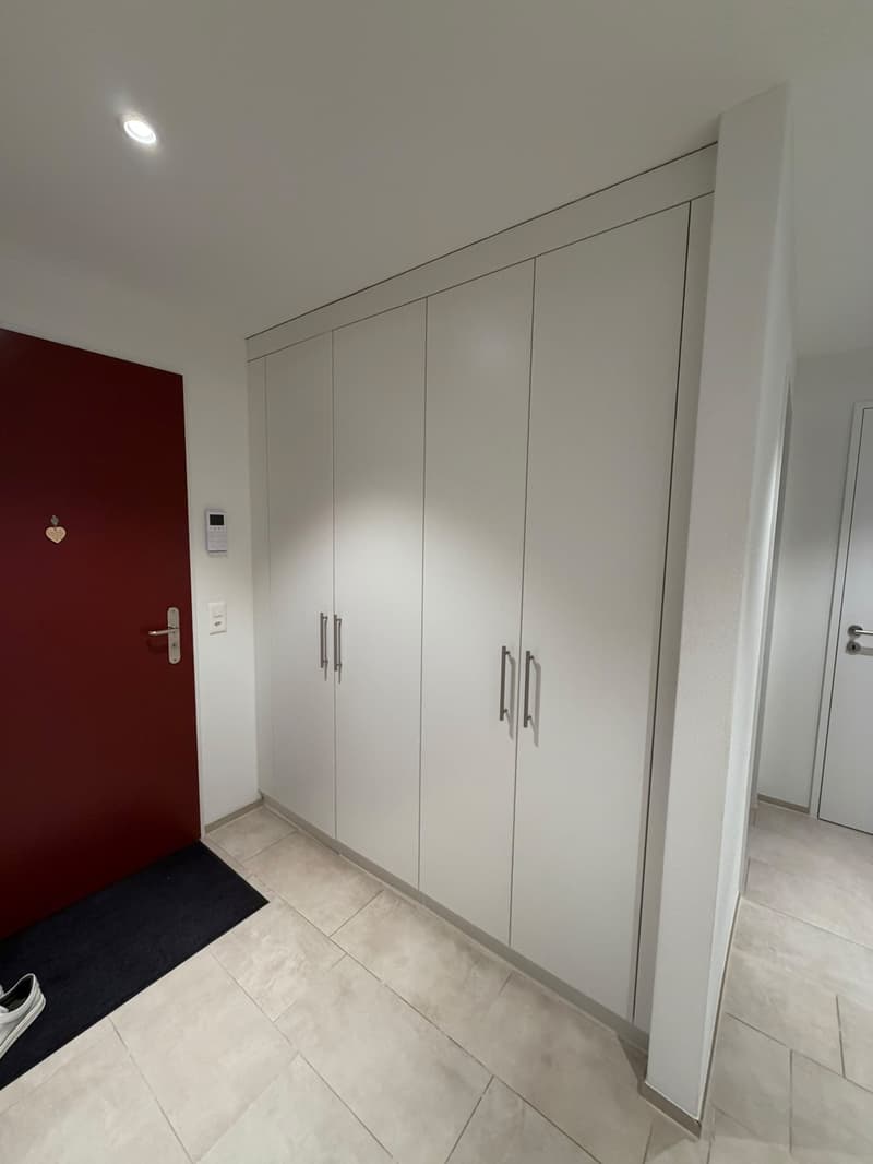 Wunderschön 3 1/2 Zimmer Wohnung mit 50m2 Balkon, sowie Garten (5)