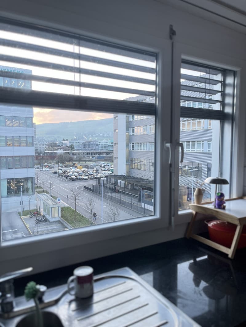 Modern 3.5-room apartment in Zug Center - 6 months sublet (Furnished) (2)