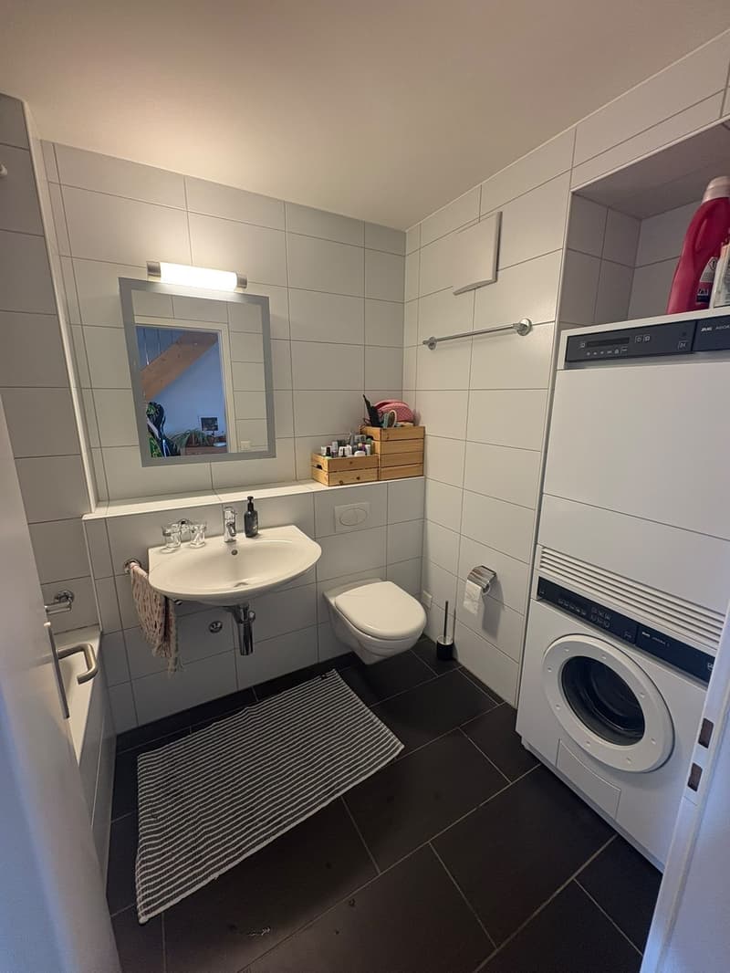 Grosszügige 2.5-Zimmer-Maisonettewohnung in Zürich Oerlikon (8)