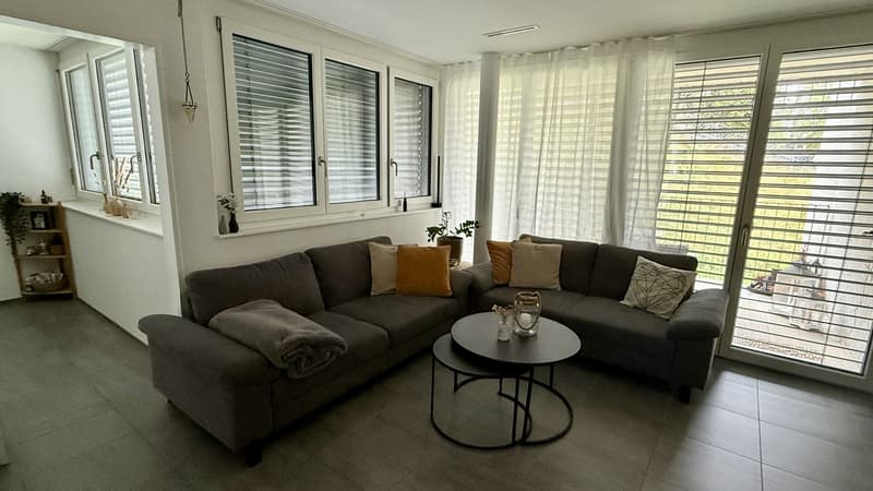 Bright & modern 3 room apartment - short term rental (2)