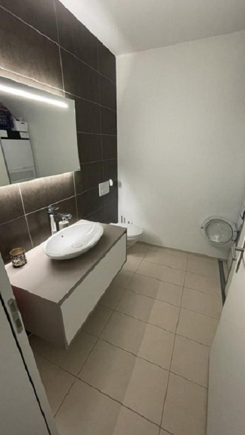 Wohnung mit Balkon und Parkplaz in Aarau (2)