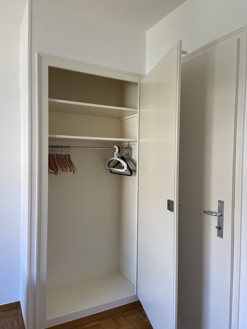 Placard intégré chambre à louer