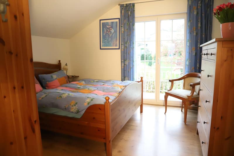 Room in a shared house, Urdorf (1)