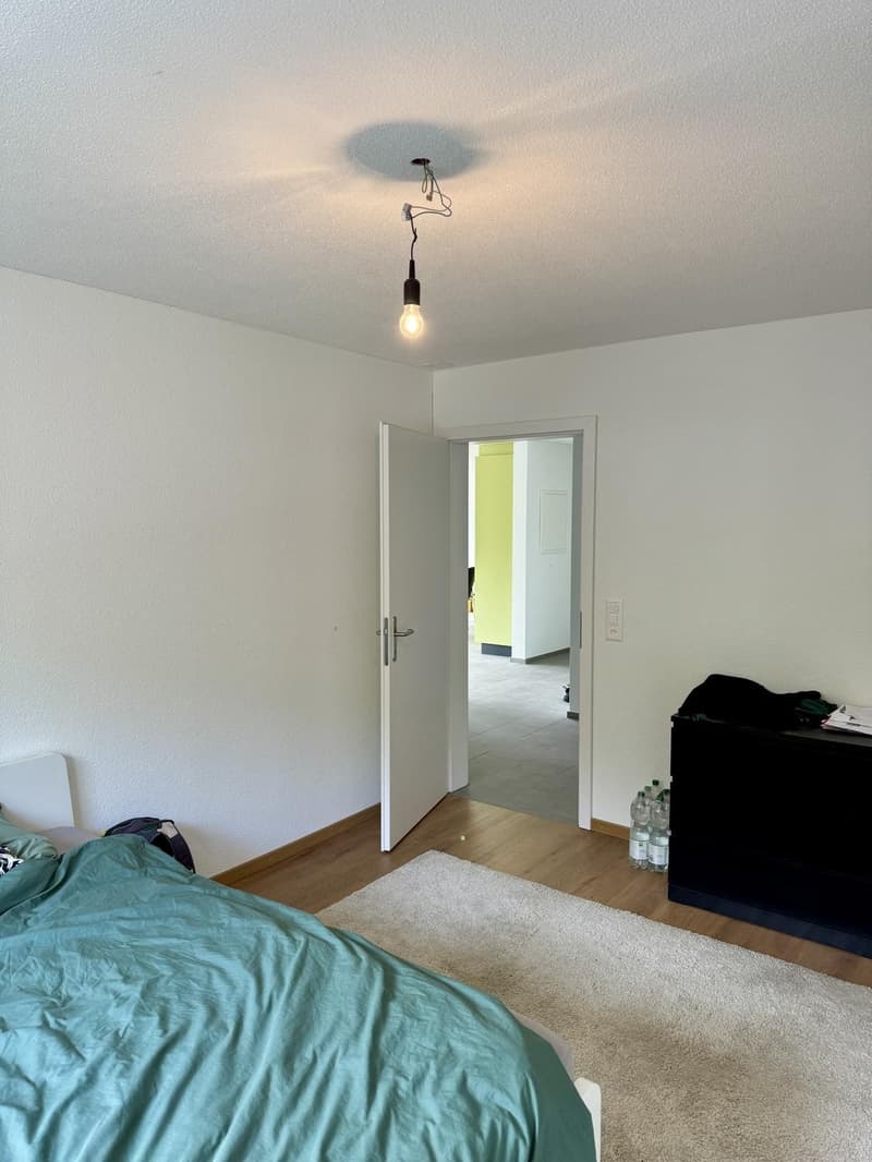 WG-Zimmer (2er-WG) in heller, moderner Wohnung (Nähe Spiez) (2)