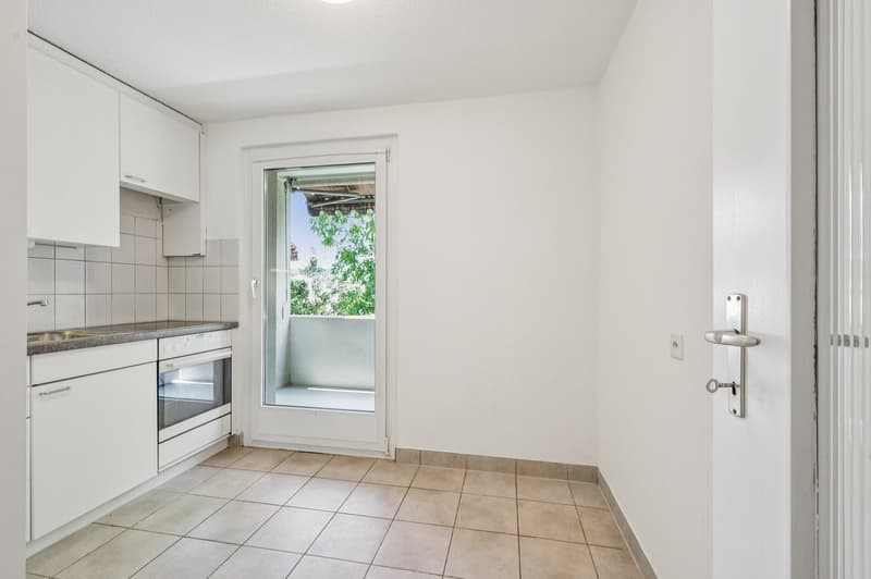 Helle und gepflegte Wohnung mit Balkon (3)