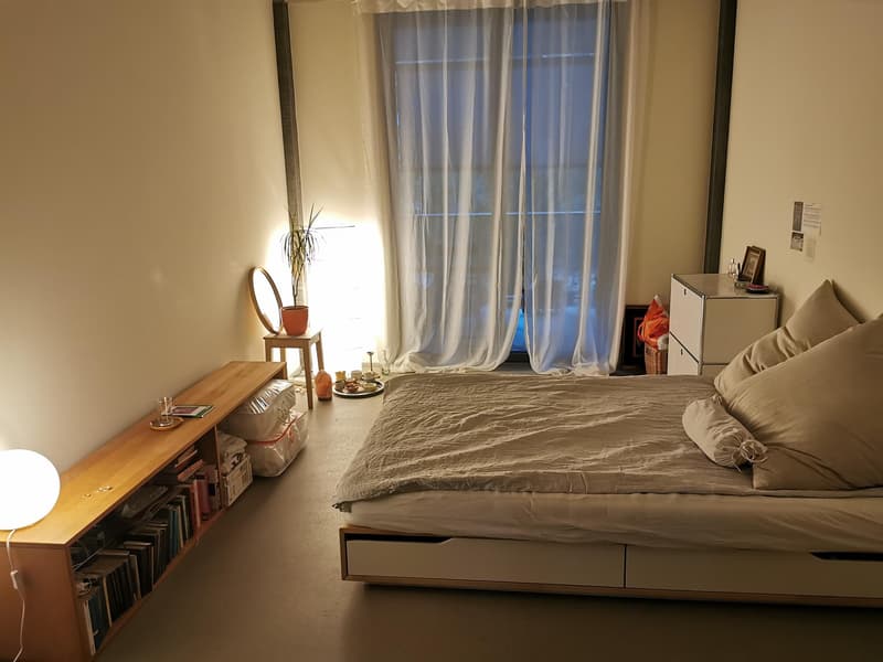 WG Zimmer mit Balkonanschluss in der Wohnbaugenossenschaft LeNa (1)
