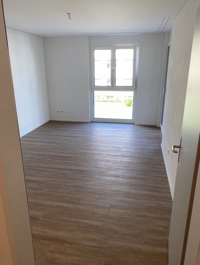 Moderne 2.5 Zimmerwohnung zu vermieten per 01.12.26 (5)