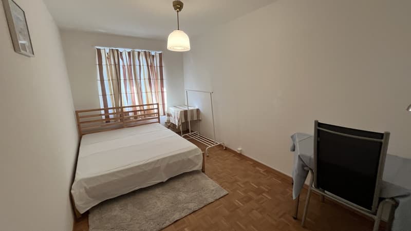 Room in City Zürich (1)
