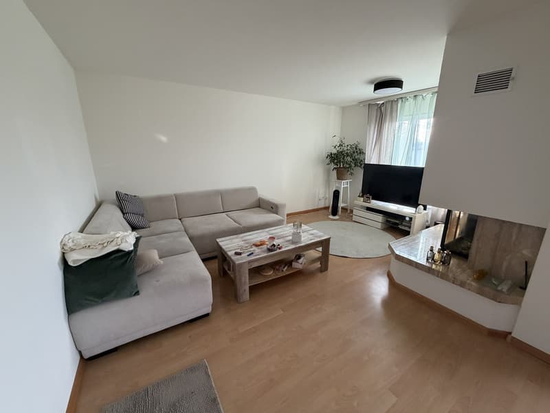 Zimmer zu vermieten 1 Monat. (5)