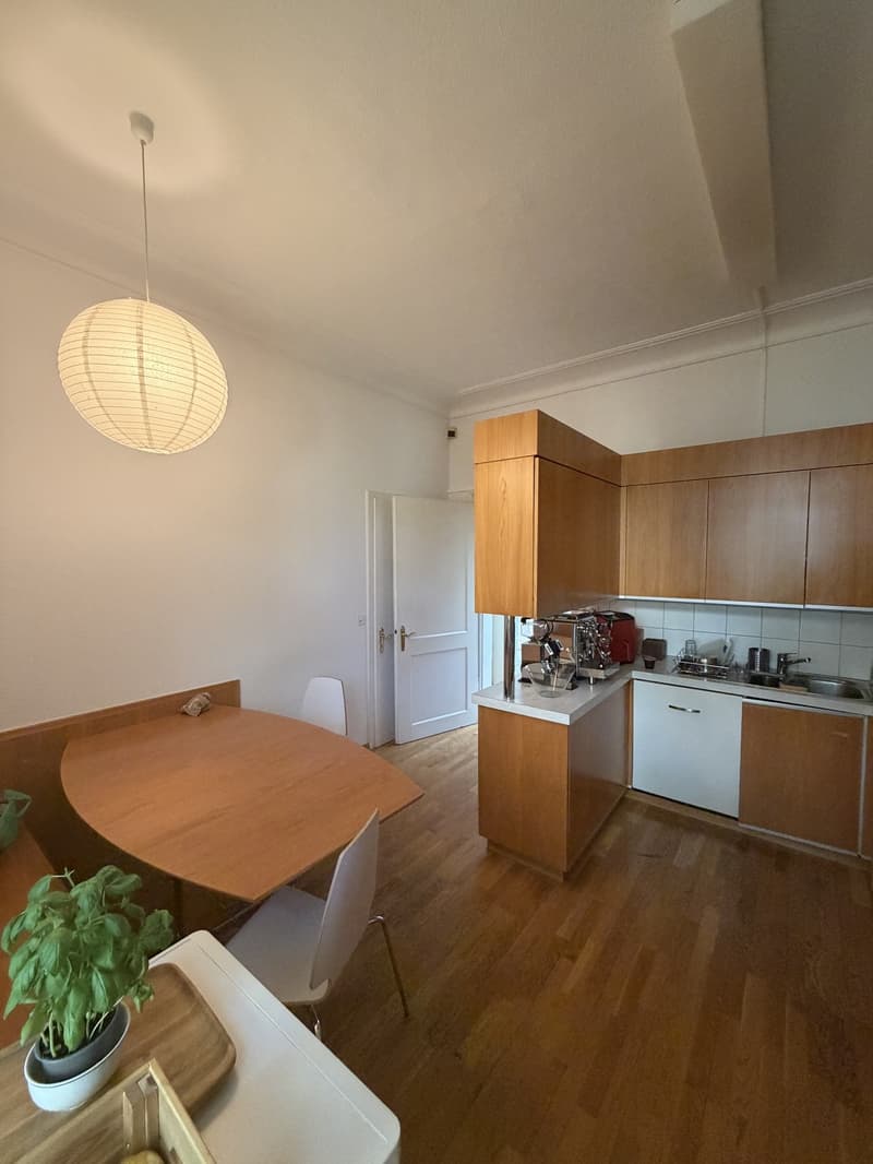 Room in Le Chateau available! (8)