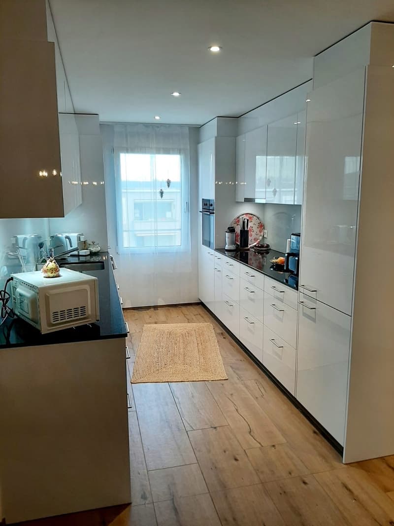 Moderne Neubau 3,5 Zimmer- Wohnung (7)