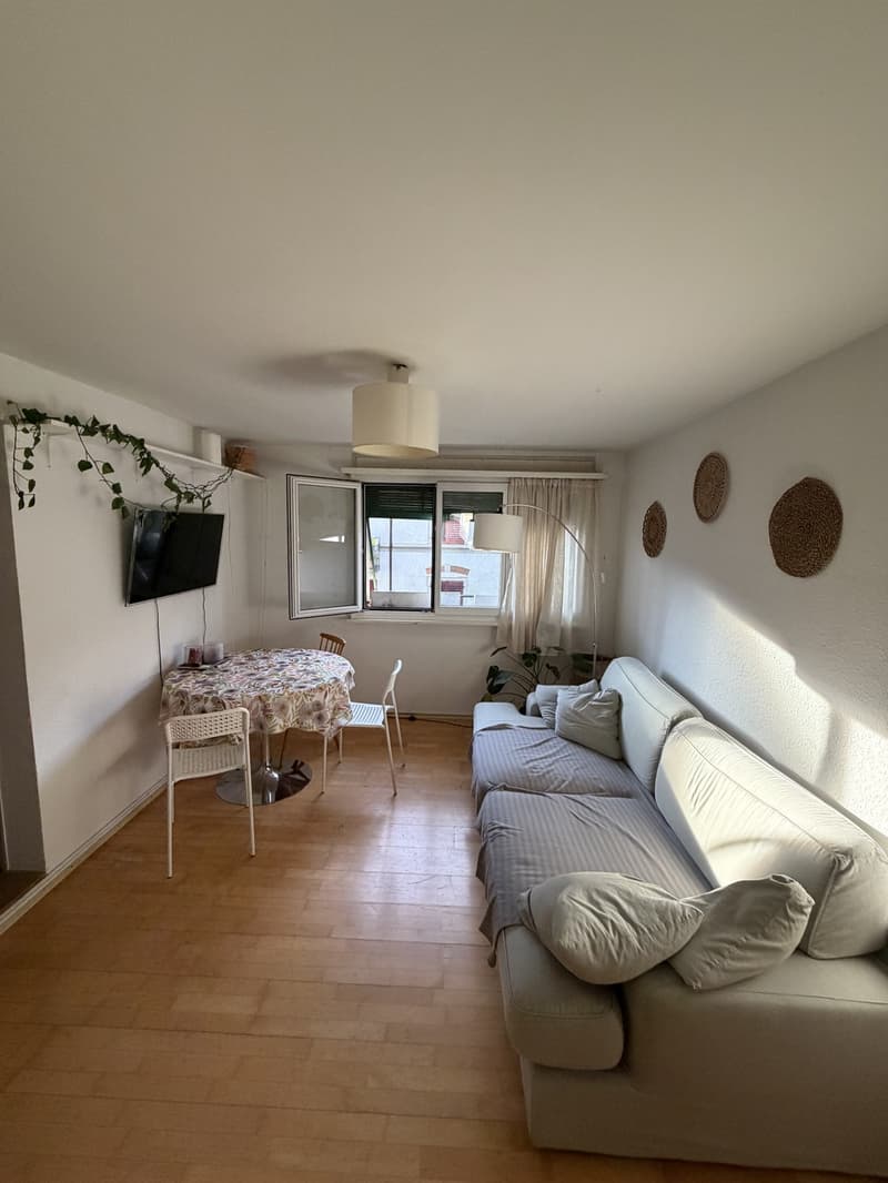 Room in a shared flat in the city center (2)
