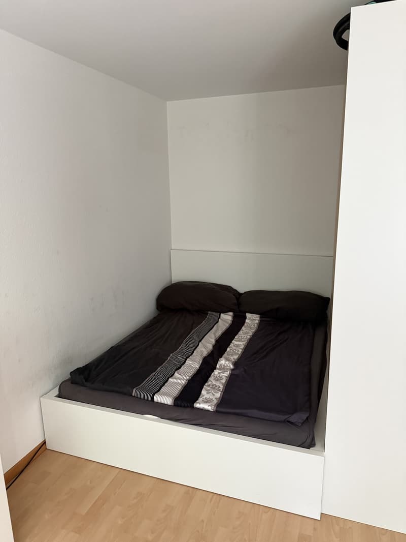 Perfektes Studentenzimmer in der Länggasse (2)