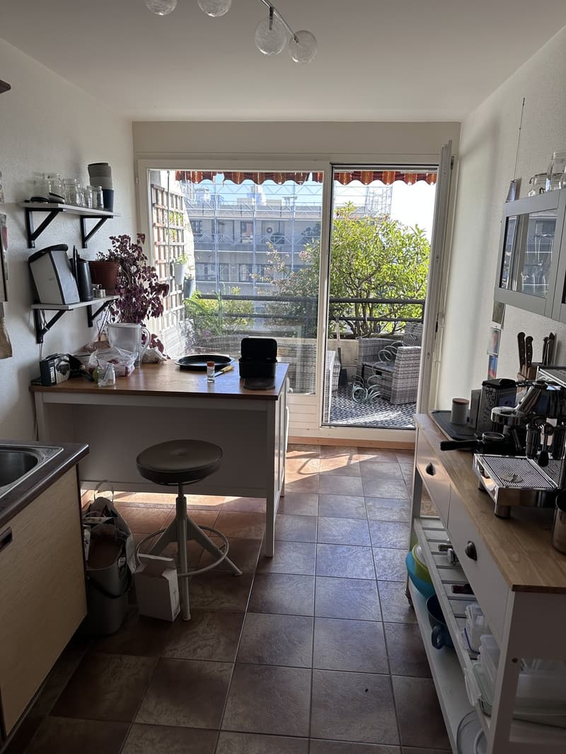 Charmant appartement de 3.5 pièces avec balcon près de Chauderon (3)
