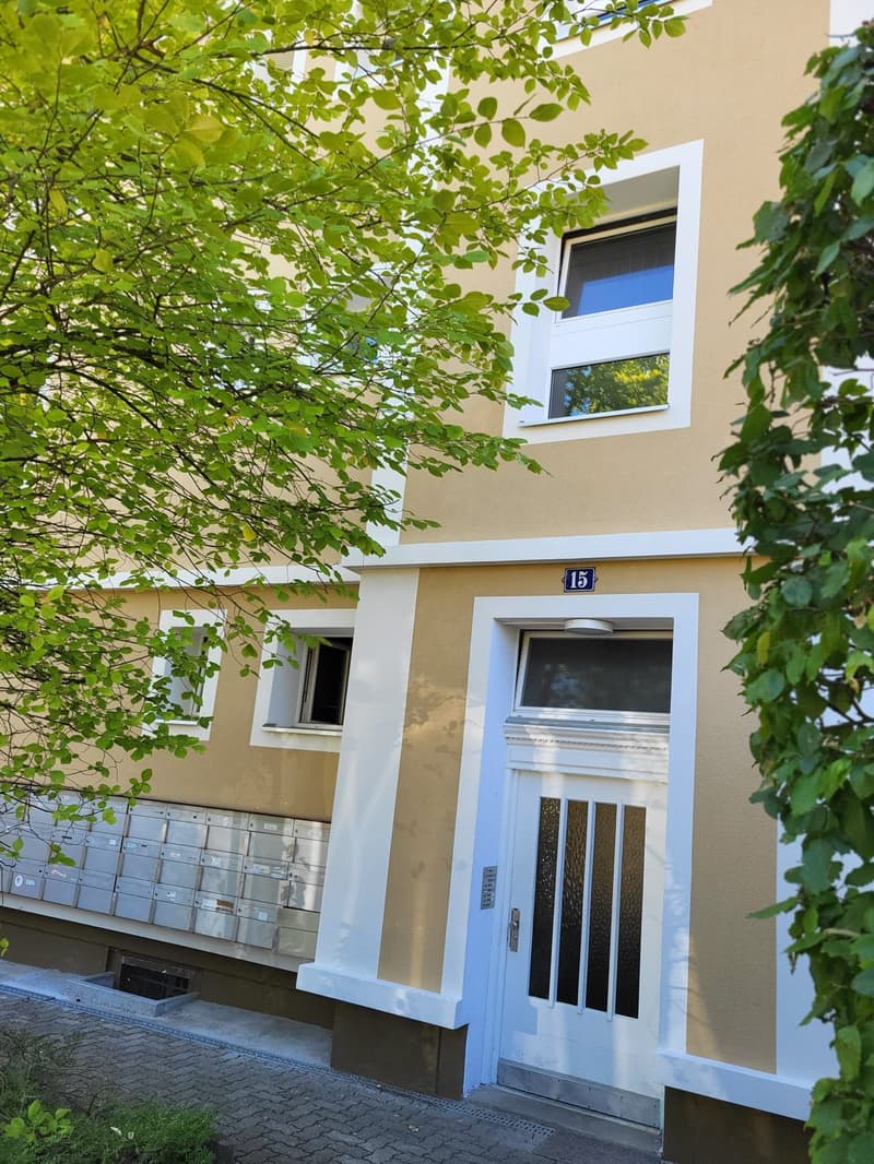 Helle 1½-Zimmer-Wohnung im 1. Stock Nachmieter gesucht (2)