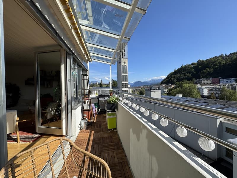 Helle 4.5-Zimmer-Wohnung mit Balkon und schöner Aussicht in Luzern (2)