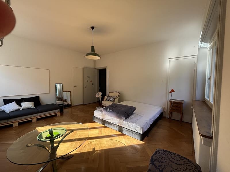Untermiete möbliertes Zimmer an Wochenaufenthalter/in (1)