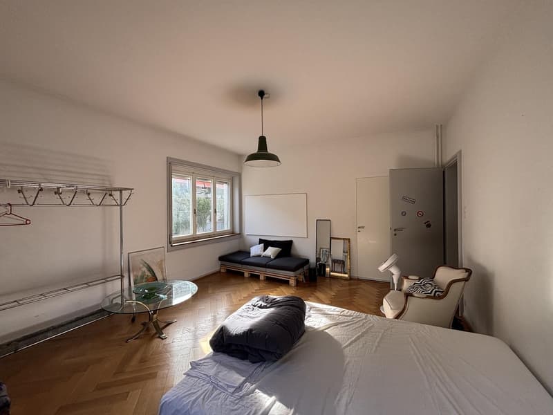 Untermiete möbliertes Zimmer an Wochenaufenthalter/in (3)