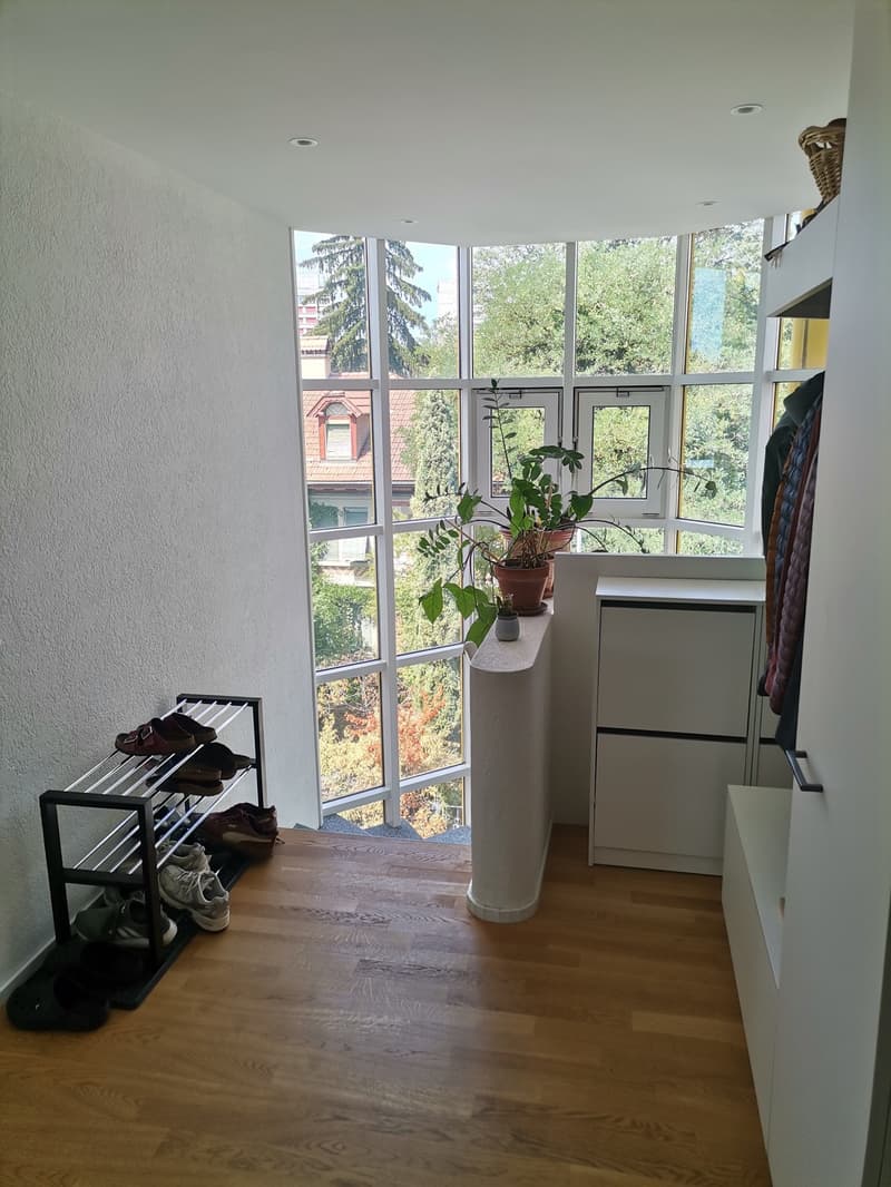 Zimmer in 4er-WG ab 20. September oder nach Vereinbarung. (10)