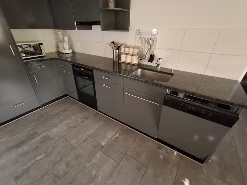 Helle 3,5-Zimmer-Wohnung mit zwei Balkonen und großem Wohnzimmer (9)