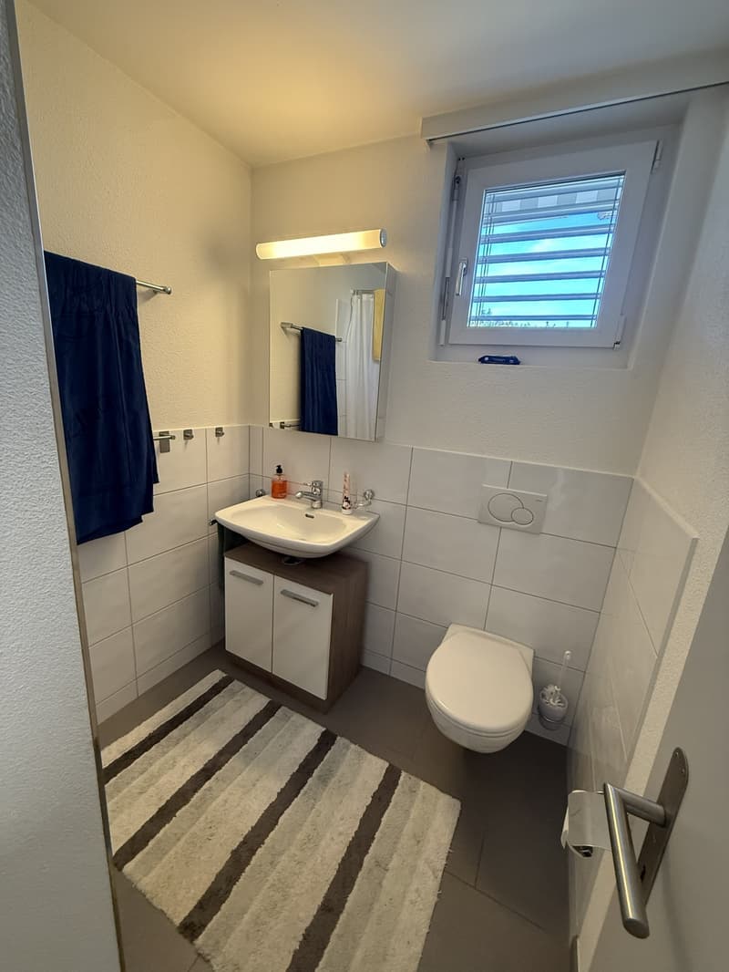 Badezimmer mit Dusche