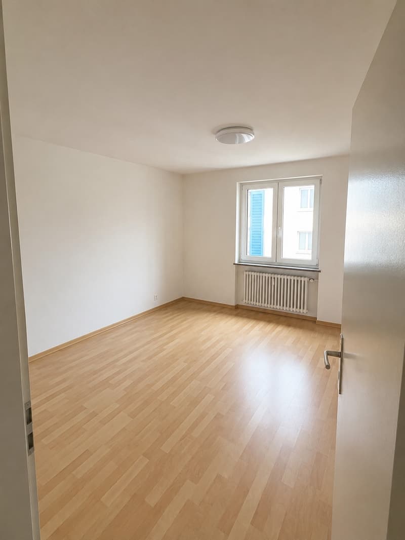Charmante, helle Wohnung mit Balkon- Nachmieter gesucht (3)