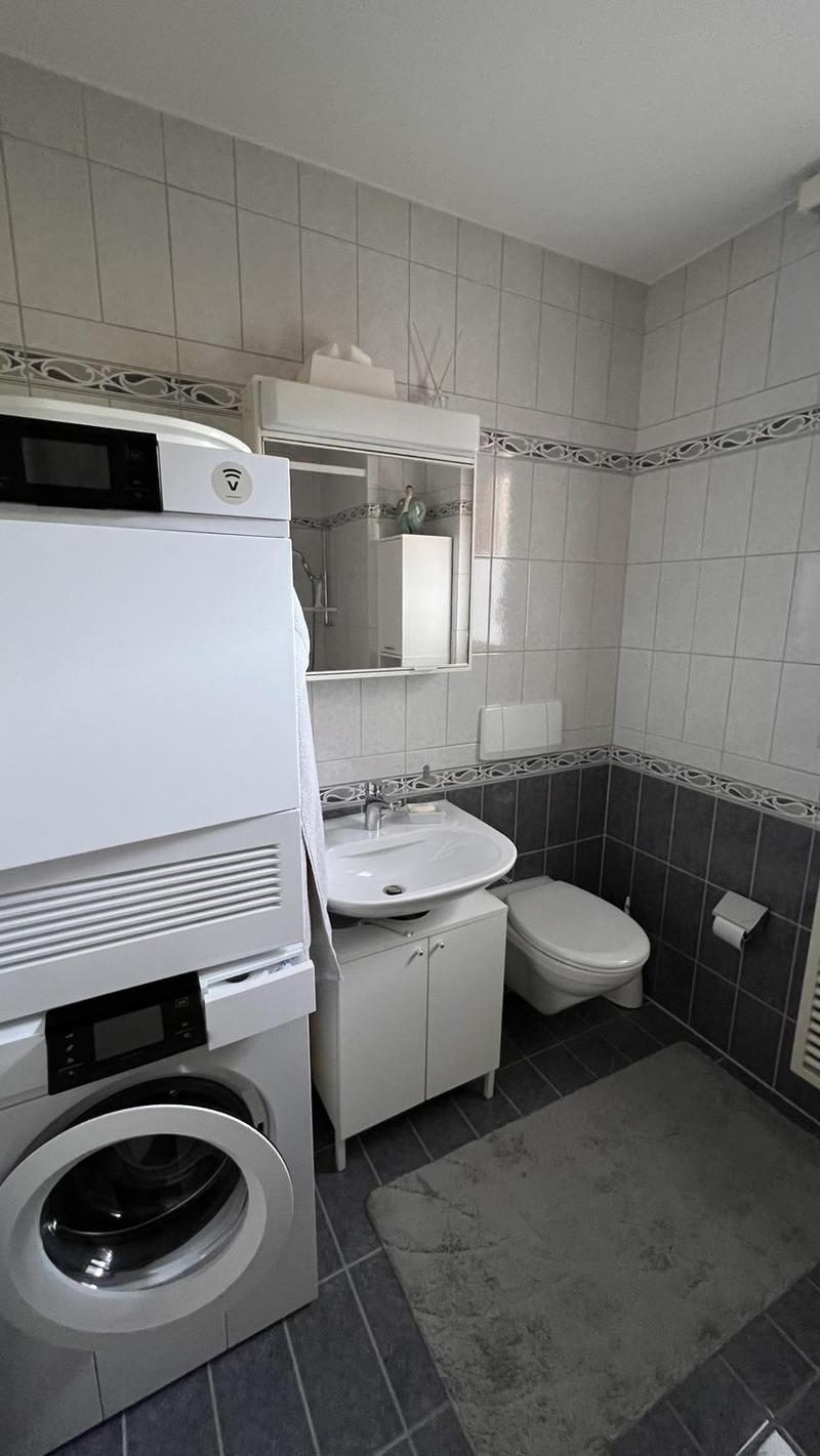 Geräumige 2.5 Zimmer Wohnung zu vermieten (5)