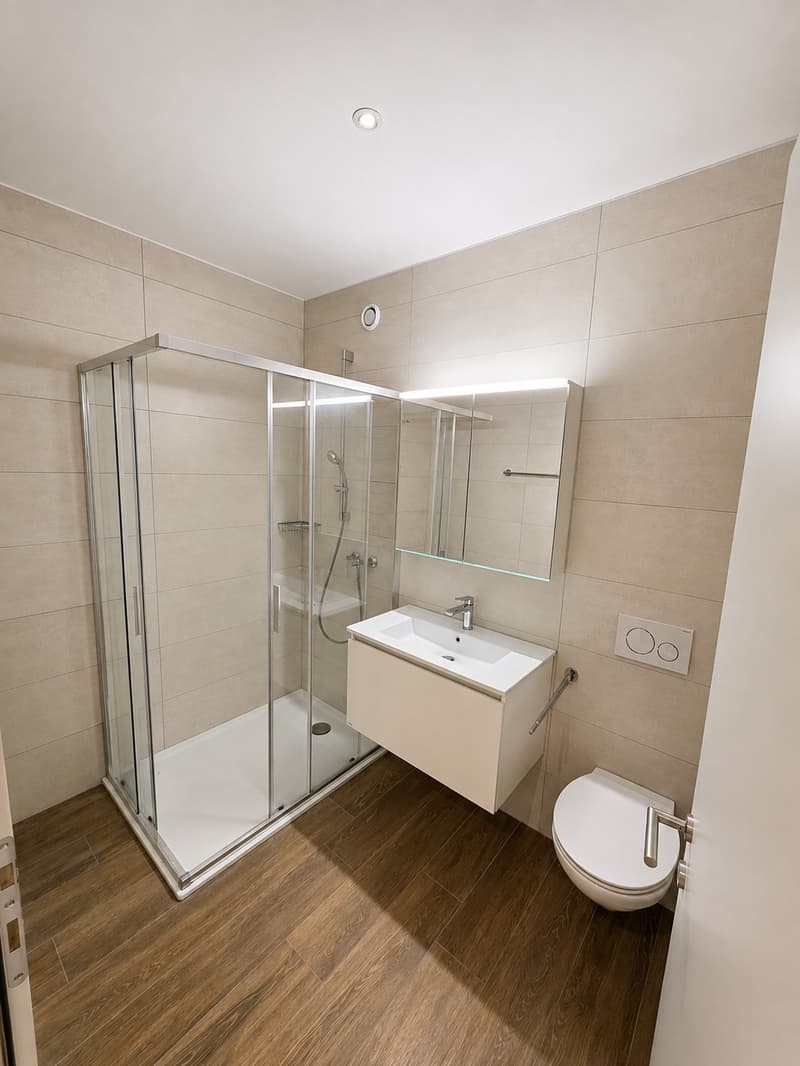 Appartement moderne de 2.5 pièces avec grand balcon à Marly (6)