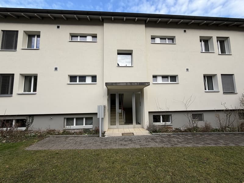 Ruhige, familienfreundliche 3.5-Zimmer-Wohnung in Adliswil  inkl. Garage, Aussenparkplatz & Hobbyraum (ab 01.11.2026) (5)