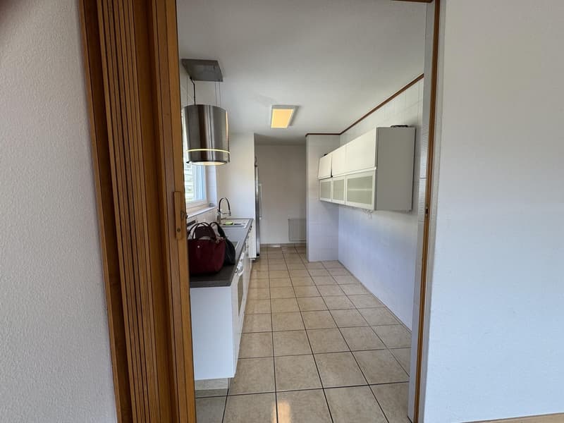 Bel appartement de 4 pièces 1/2 à Louer à Sierre (Valais) (3)