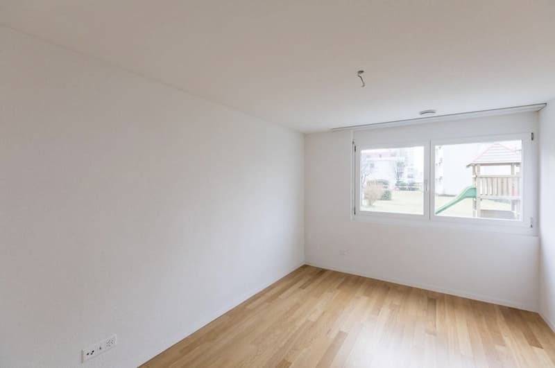 Top-Angebot in Oftringen: Helle 3.5-Zimmer-Wohnung mit Balkon 1. MONAT GRATIS! (4)