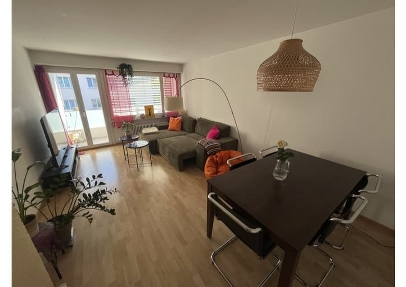 4-Zimmer-Wohnung ab 1. Oktober zu vermieten (1)