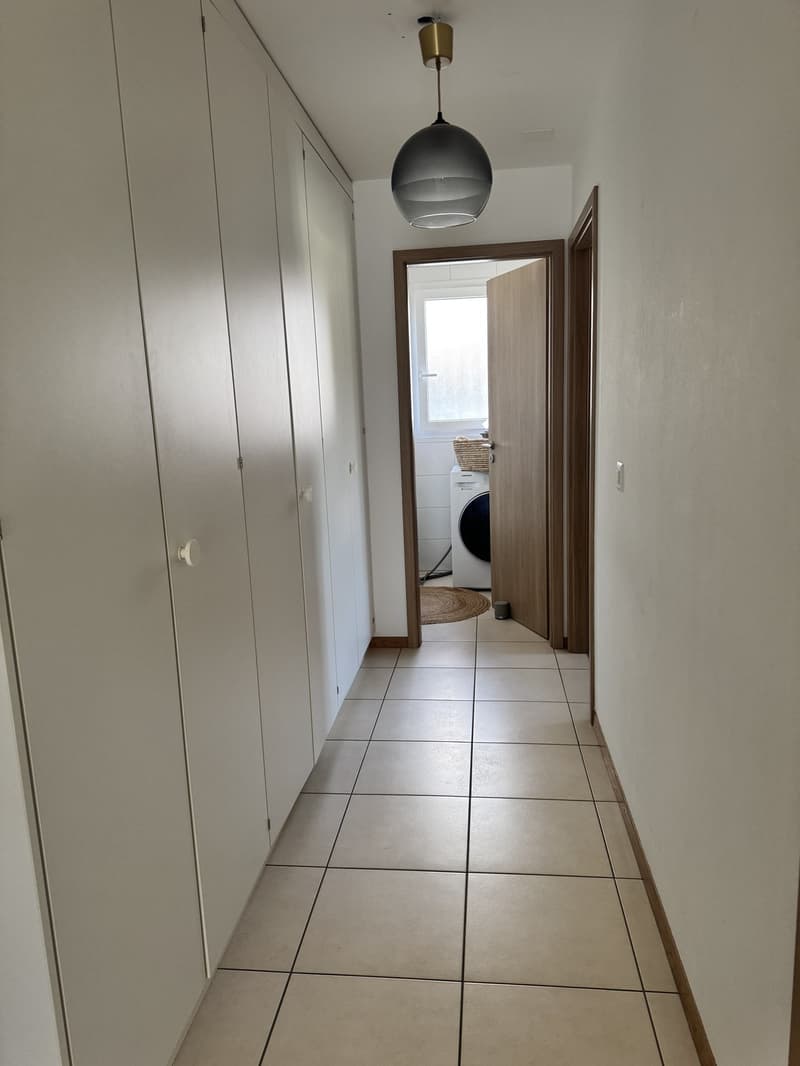 Spacieux 3.5 pièces avec grand séjour et balcon Bottens (12)