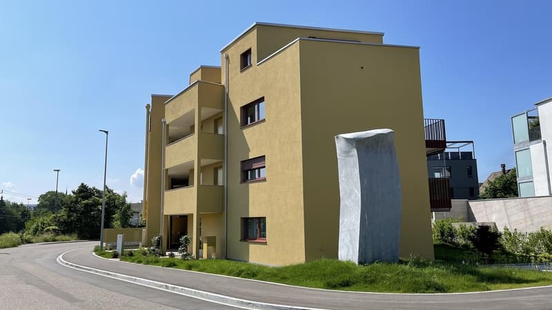 Helle 2.5-Zimmerwohnung direkt beim Bahnhof Bülach ab 01.11.2026 (3)
