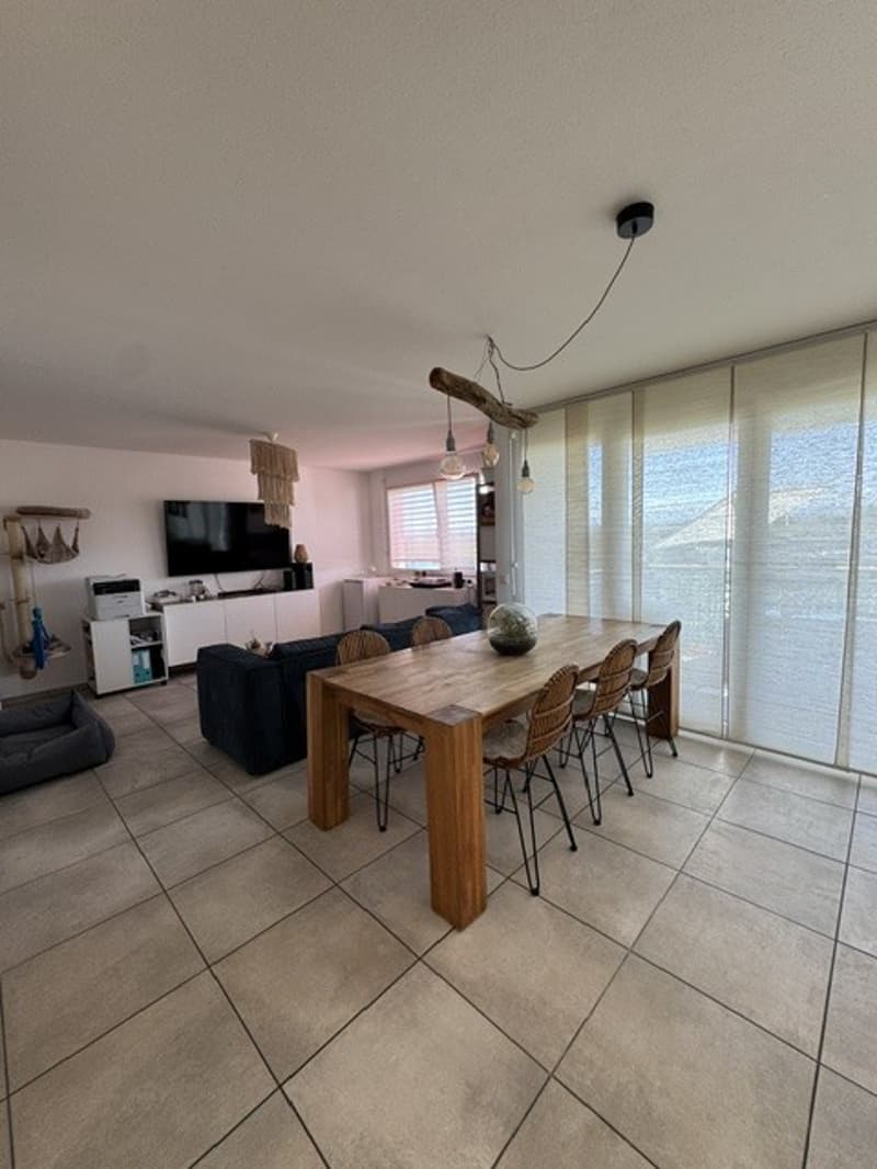 Magnifique 4½ pièces denviron 99 m² avec grand balcon Estavayer (10)